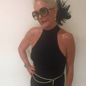 Meet your Posher, Linda